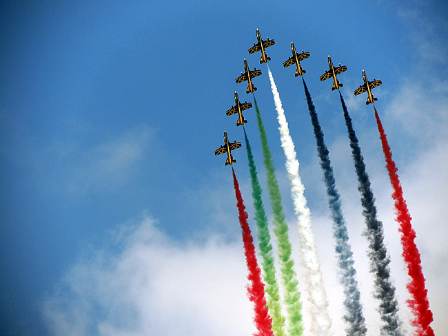 Al Fursan - UAE aerobatic team