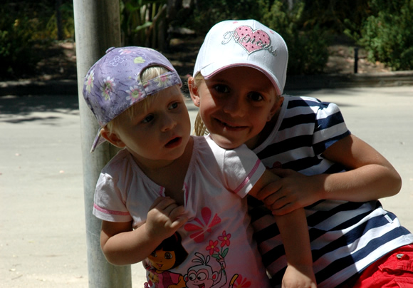 Roos en Sara in de LA Zoo