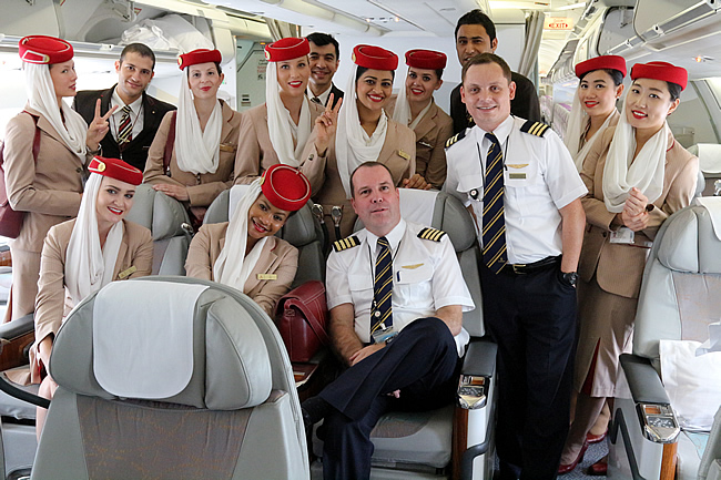 EK cabin & cockpit crew