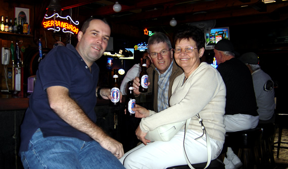 Hinano Cafe Los Angeles