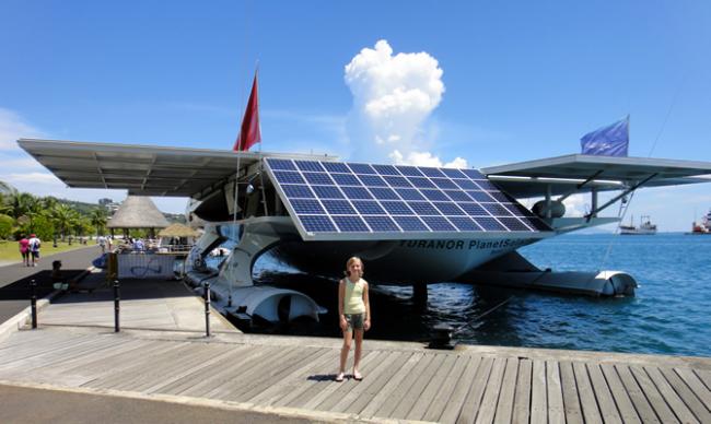 Achterkant PLanetSolar boot