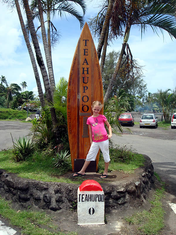 Sara in Teahupoo