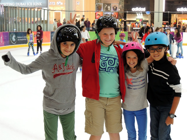 Aymeric, Roos, Akram