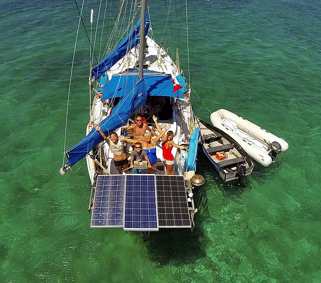 Gromit boot in Bahamas