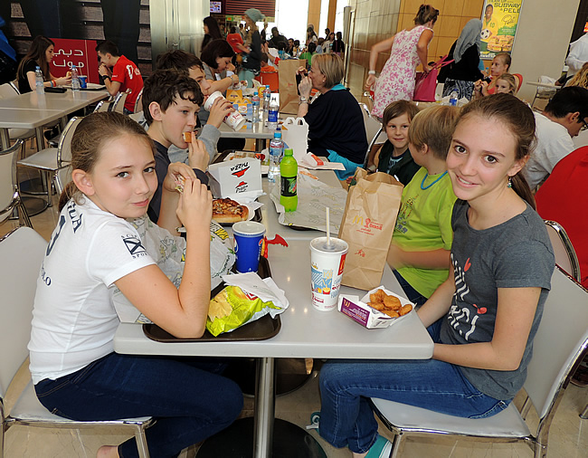 Lunch in foodcourt Dubai Mall