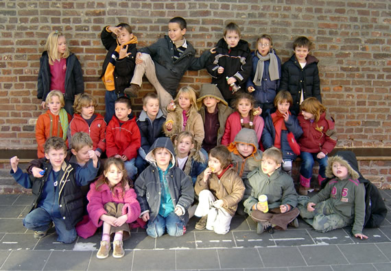 klasfoto 1ste leerjaar Vrije Basisschool Kumtich